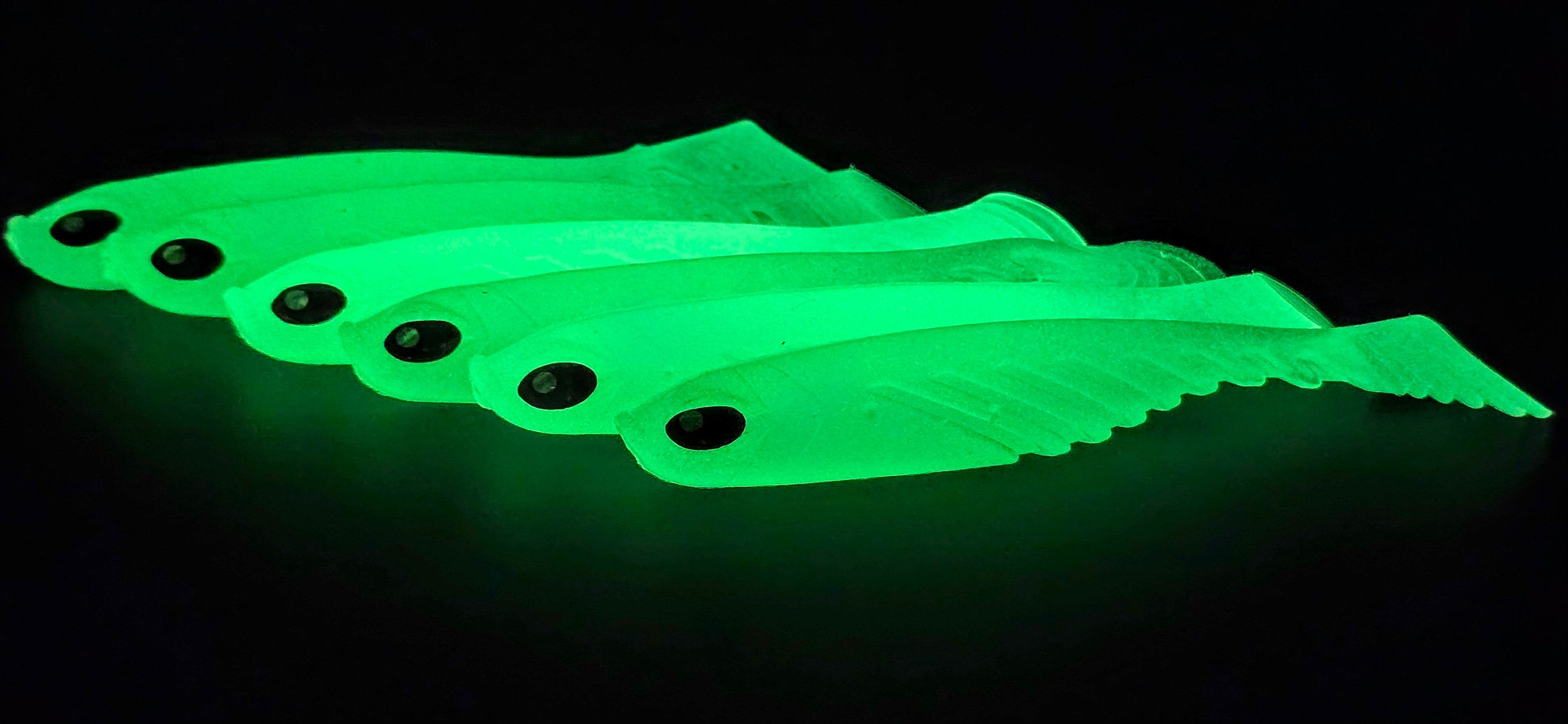 FTP STRIKER SOFT PLASTIC PADDLE TAIL - GLOW - Flicking The Plastics