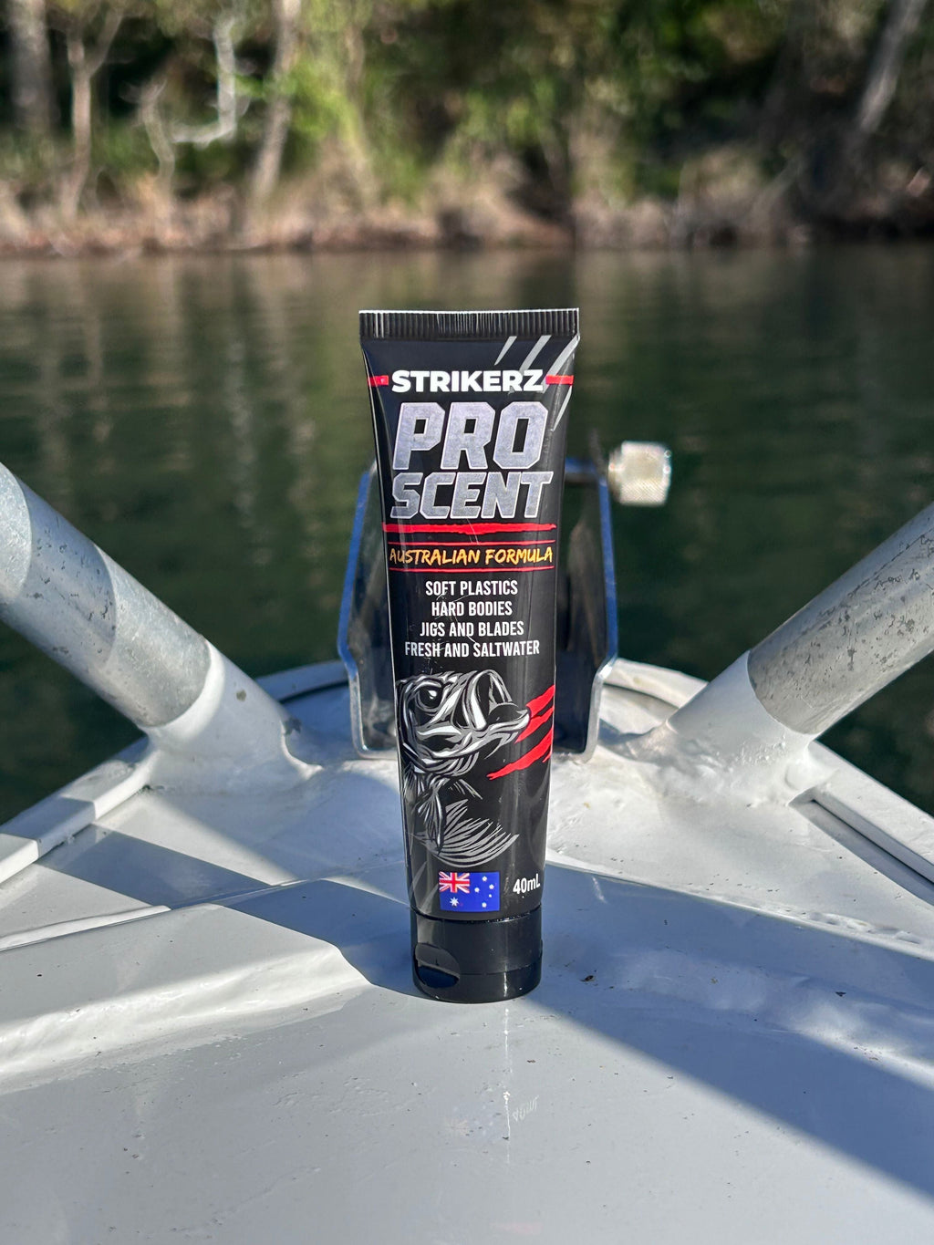 Strikerz Pro Scent - Flicking The Plastics