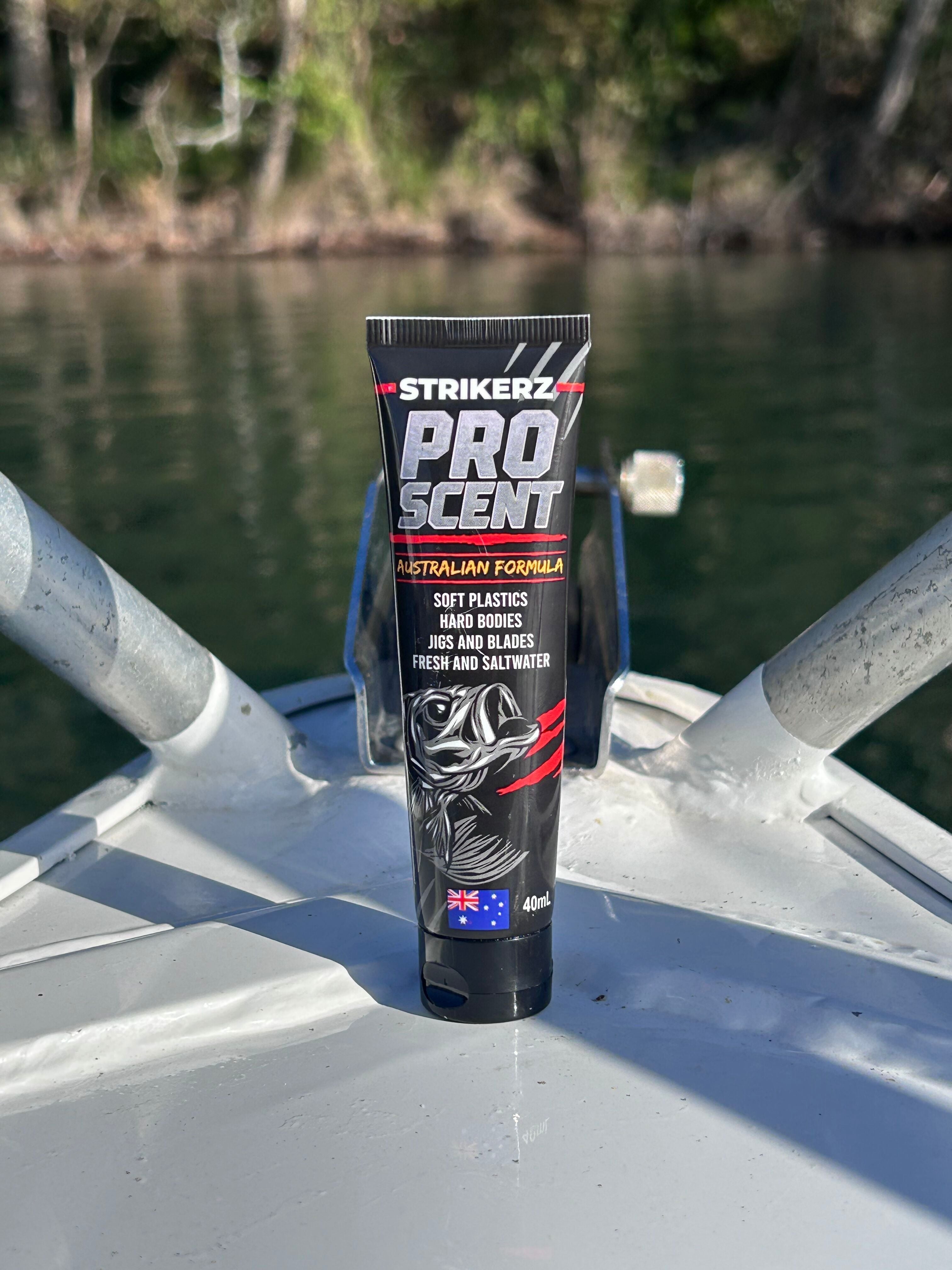 Strikerz Pro Scent - Flicking The Plastics
