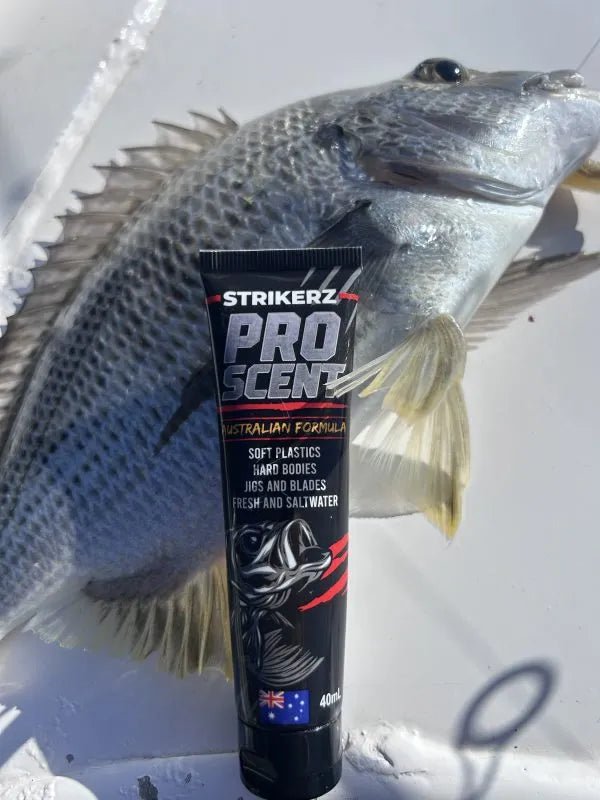Strikerz Pro Scent - Flicking The Plastics